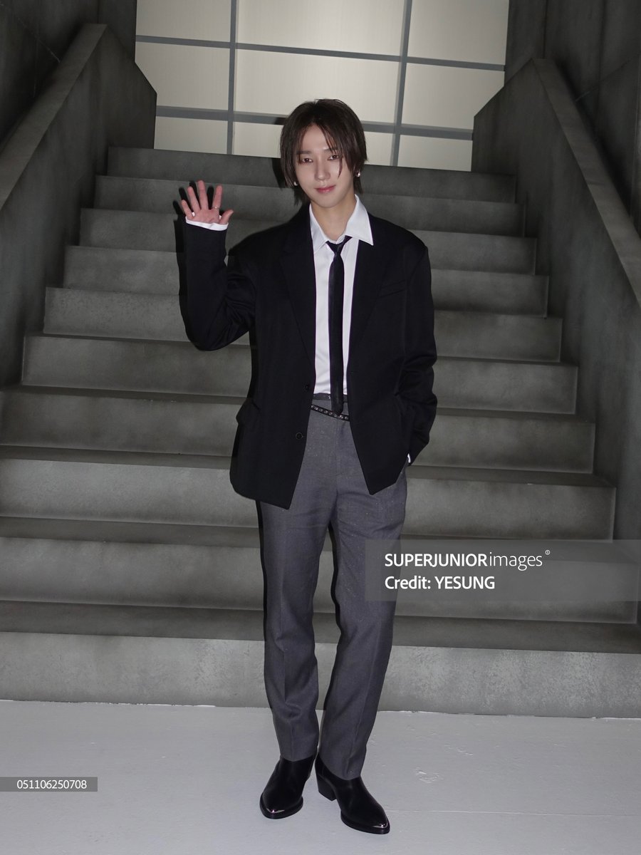 SJofficial's tweet image. 📸: 𝙀𝙭𝙥𝙧𝙚𝙨𝙨𝙈𝙤𝙙𝙚

#슈퍼주니어 #SUPERJUNIOR
#ExpressMode #SUPERJUNIOR_ExpressMode
#SuperJunior25