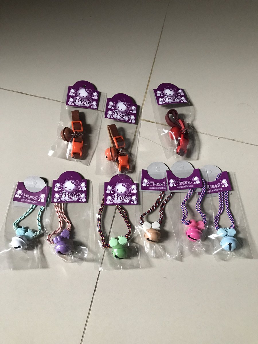capek beli kalung satuan krincingannya hilang mulu alhasil beli yang 40k dapet 12 (3 udah dipake)