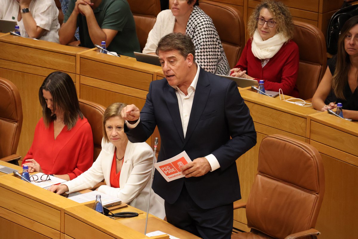 Parlamento Galicia (@par_gal) on Twitter photo 📸Compartimos algunhas imaxes da sesión de control ao presidente da Xunta no Pleno do <a href="/Par_Gal/">Parlamento Galicia</a> 📸Compartimos algunhas imaxes da sesión de control ao presidente da Xunta no Pleno do <a href="/Par_Gal/">Parlamento Galicia</a>