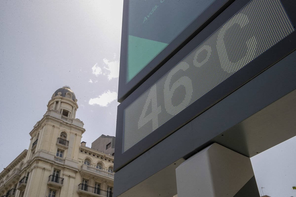 Libelium (@libelium) on Twitter photo 🌆 Madrid, Barcelona, Murcia… Las islas de calor baten récords. Pero hay soluciones.
Con BeatTheHeat, liderado por Libelium, las ciudades miden, comparten y actúan con inteligencia climática. 🌳💧
📰 Lee más en <a href="/elespanolcom/">EL ESPAÑOL</a> :
elespanol.com/invertia/disru… 🌆 Madrid, Barcelona, Murcia… Las islas de calor baten récords. Pero hay soluciones.
Con BeatTheHeat, liderado por Libelium, las ciudades miden, comparten y actúan con inteligencia climática. 🌳💧
📰 Lee más en <a href="/elespanolcom/">EL ESPAÑOL</a> :
elespanol.com/invertia/disru…