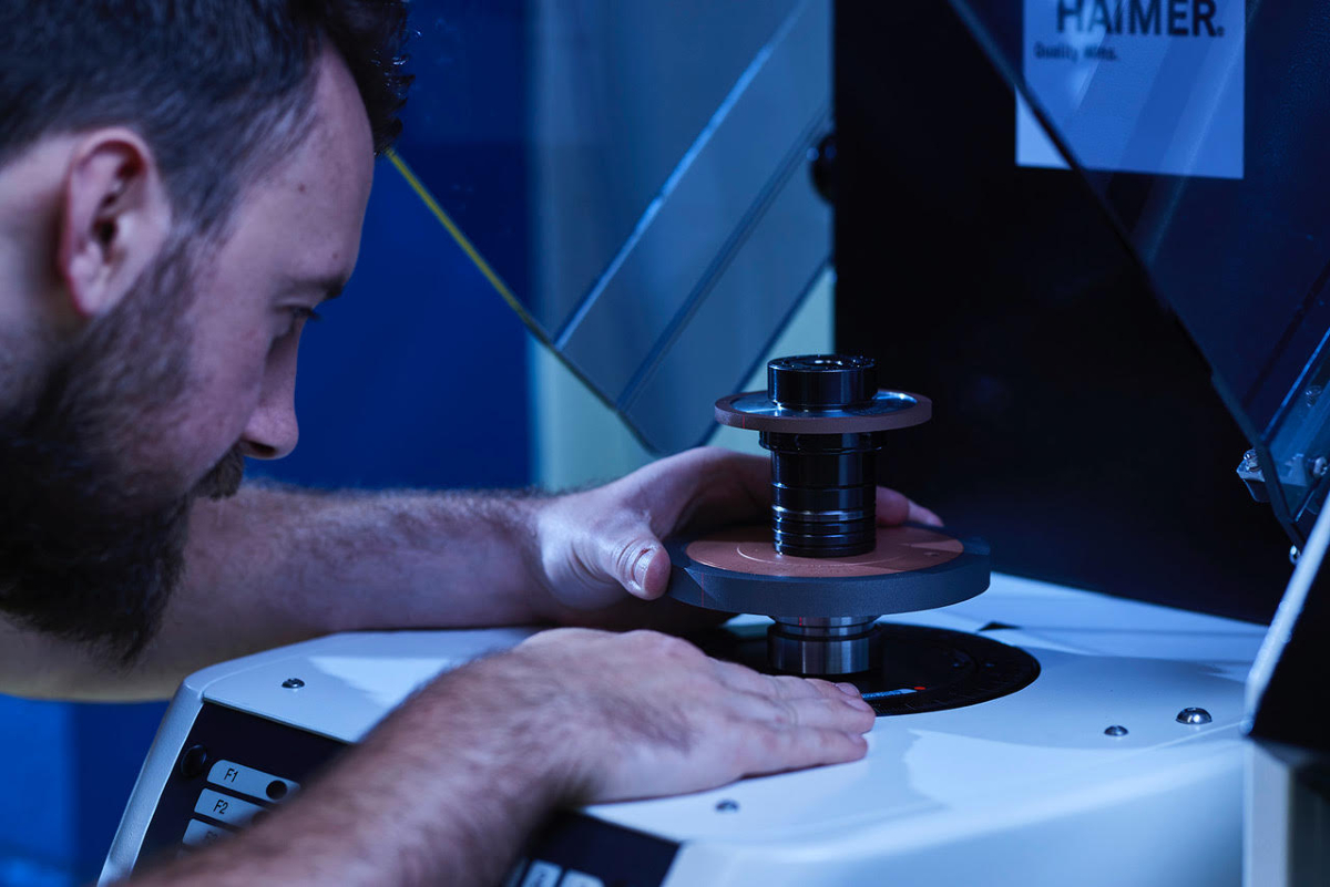 quickgrind's tweet image. At Quickgrind, precision is our craft. Using advanced metrology, including Bruker Alicona 3D and Walter Helicheck systems, plus Haimer balancing, we ensure every tool meets the highest standards of accuracy and performance.
#Quickgrind #EngineeringExcellence #PrecisionTools