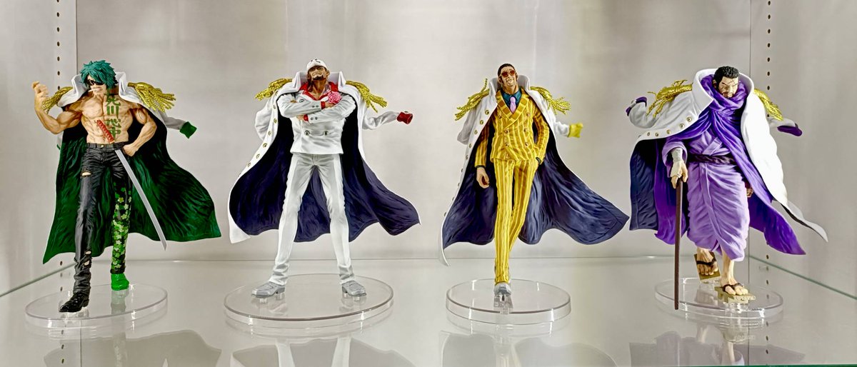 あなた達を買って本当に良かったと心から思える作品に出会えました！！👏👏
開封するのが楽しすぎた！

カッコよすぎない？？
ずっと眺めてられる。

岩倉さんてやっぱり凄い。。。 

 #絶対的正義