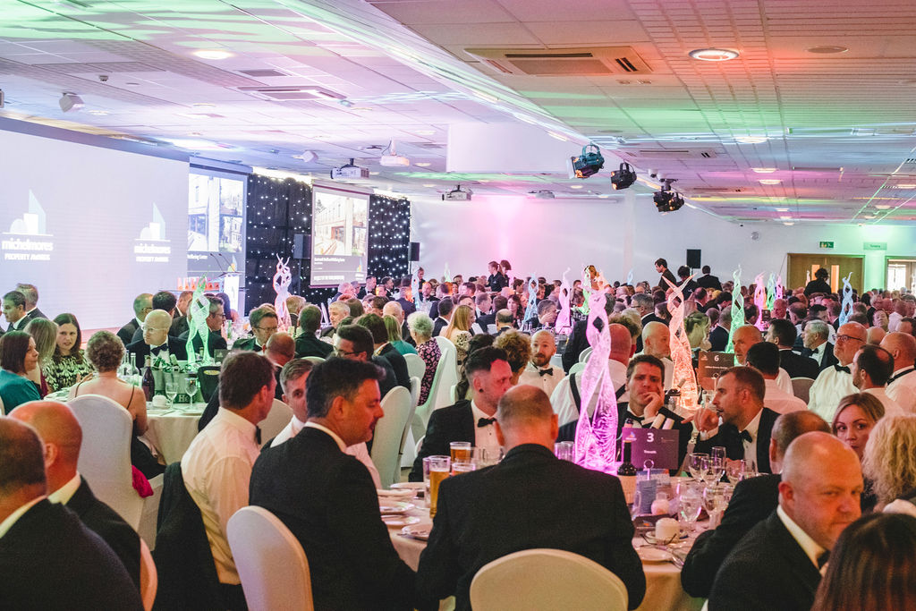 BishopFlemingUK's tweet photo. Celebrating excellence in South West property and construction 🏗️✨

Our Real Estate &amp; Construction team had a fantastic evening at the @MMPropAwards, where Mark Munro presented the Residential Project of the Year award. 🏡
#PropertyAwards #RealEstate #Construction #BishopFleming https://t.co/wHK8CT8yIp