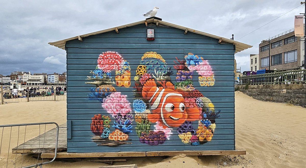CommunityAd's tweet photo. 🎨 Dive deeper into the Seashedmargate’s colourful new look! Louis masai’s murals shine in Frank Leppard’s striking shots 📷, a bold splash of art for the UK Creative Festival in Margate 🌈🏖️

#Creative #Margate #StreetArt #Art #thanet https://t.co/T5HeWysmmu