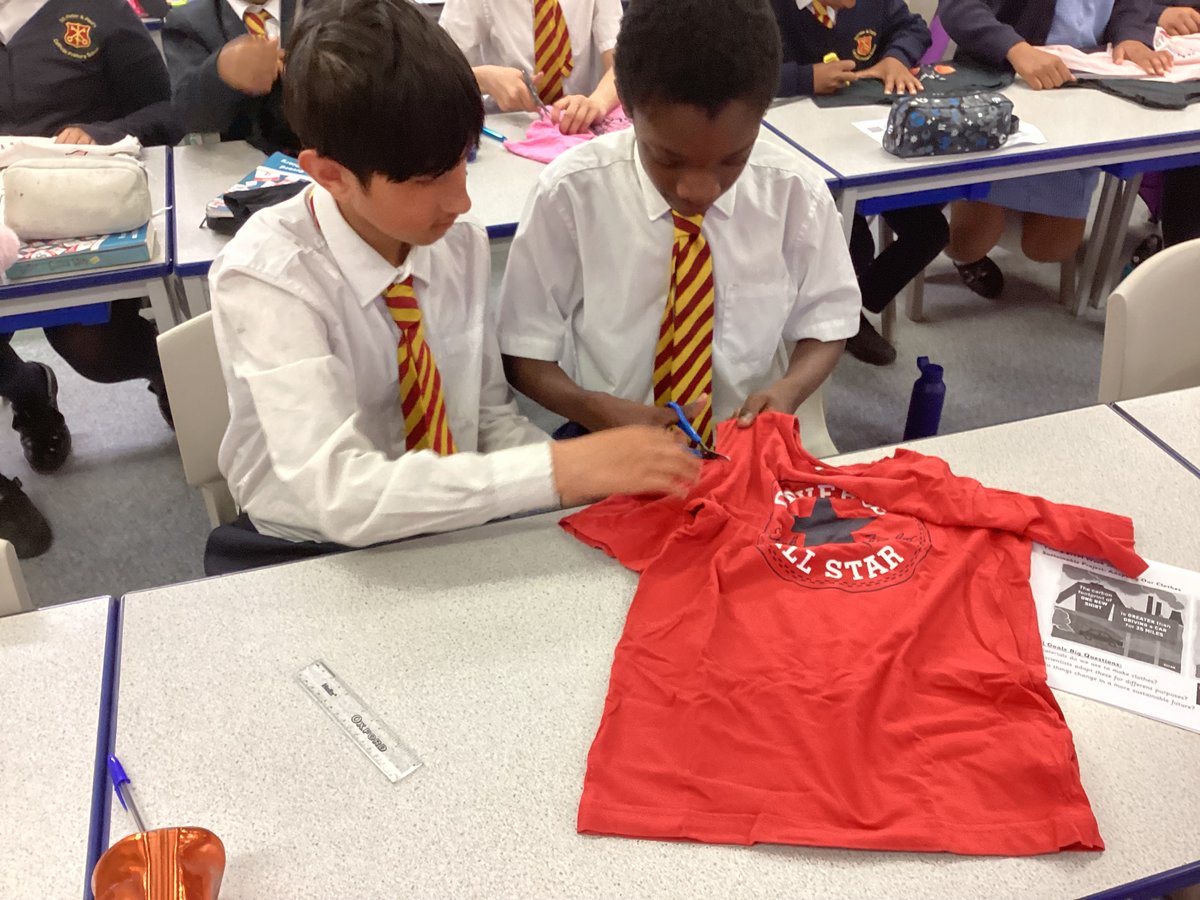 SSPP_Primary's tweet image. The Year 6 STEM Week project is seeing them turn old t.shirts into new bags. Tosin has stayed to provide them with support as they cut and sew drawing in skills from their DT textiles Maya Huipils from earlier in the year. #STEM #SSPP