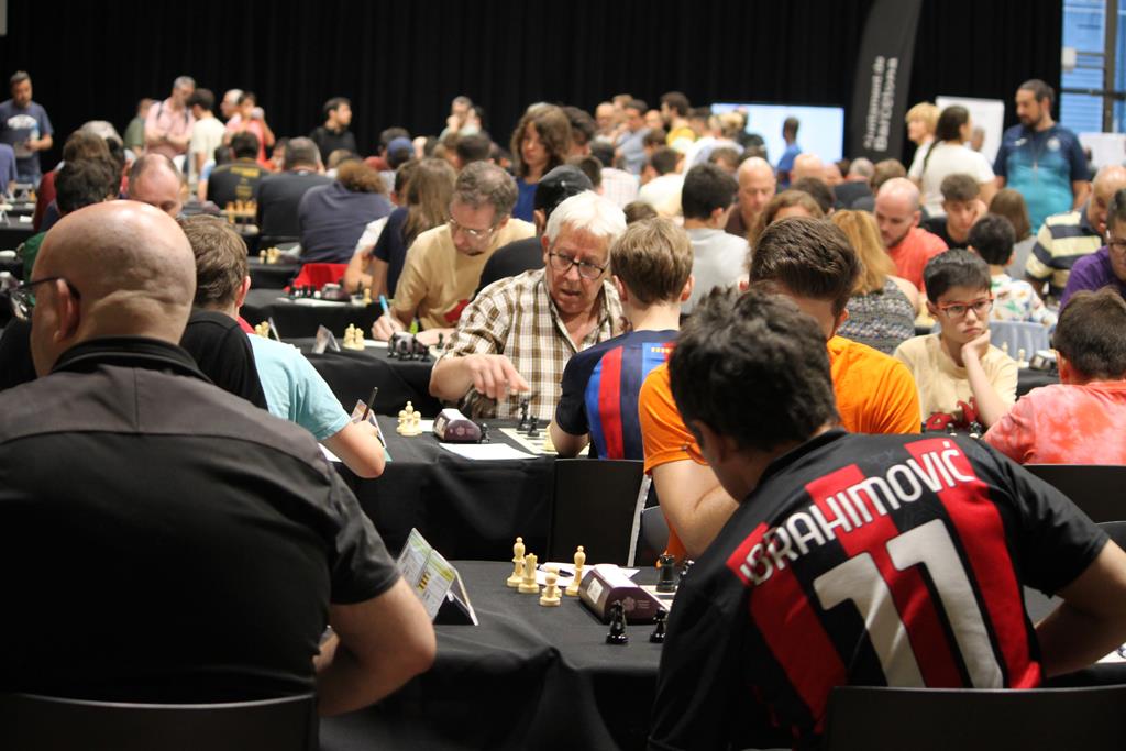 Less than 50 days until the Sants Chess Open 2025. We already have 50 confirmed winners.

#santschess #sants #chess #barcelona #chessplayer #chessopen #chesstournament #chessevent #sport #chessevent