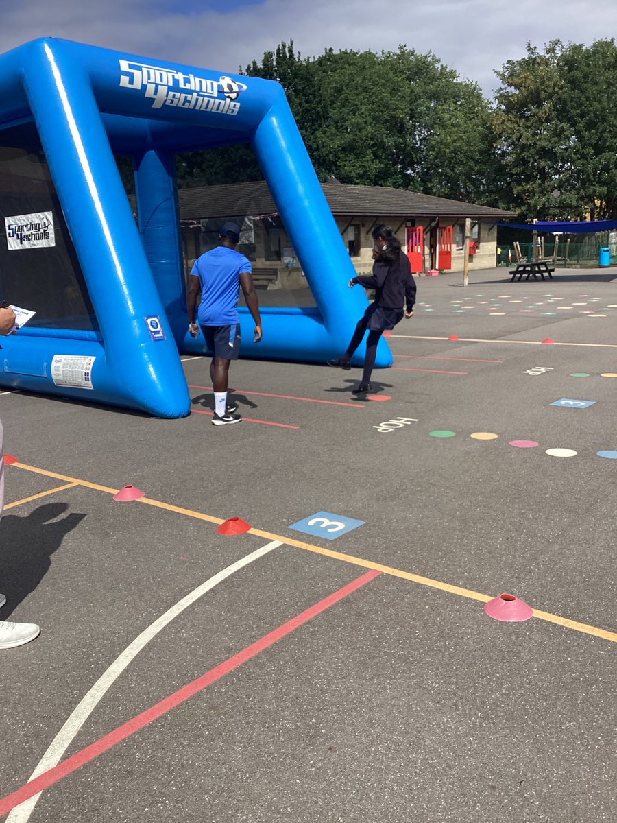 SSPP_Primary's tweet image. Speed Strike fundraising is taking place across the school today. Each child is getting their kicks measured and seeing who comes out on top. #SSPP #SpeedStrike @Sporting4S