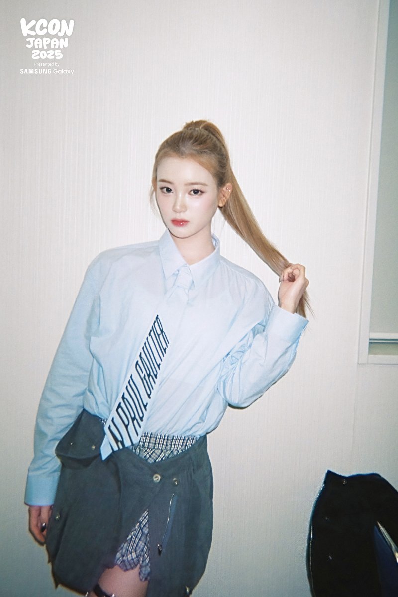 kconjapan's tweet photo. [#KCONJAPAN2025] FILM CAMERA BEHIND PHOTO 📸

#ME_I

photo by. @official__ME_I_

-
KCON JAPAN 2025
MAY 9-11
Makuhari Messe

Let's #KCON https://t.co/mHFAXfbZX7