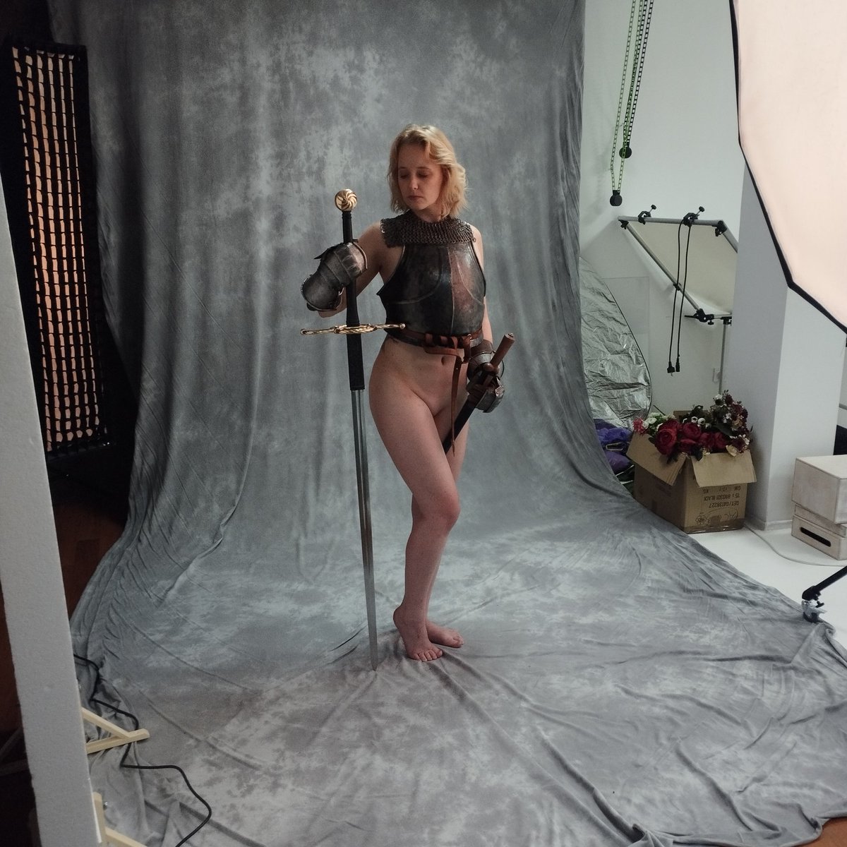 New photoshoot in progress. Now with at least some armour included.