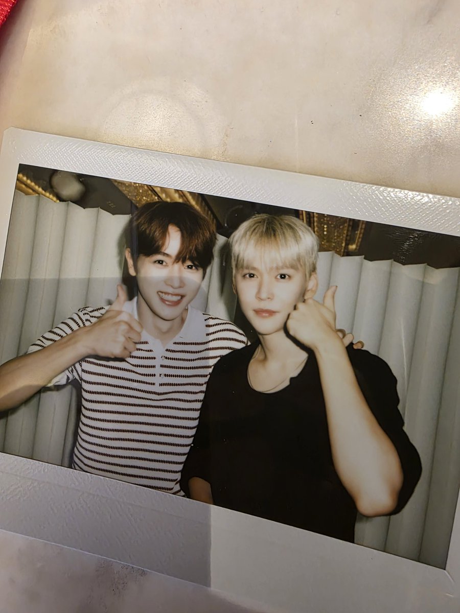 ศิลปินถ่าย2shotกันเอง กุบ้าแล้วววววว