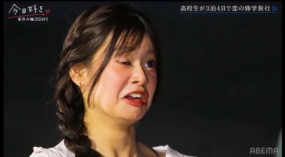madaomoshiroi's tweet photo. この子まだ面白い https://t.co/K47CINWjYa