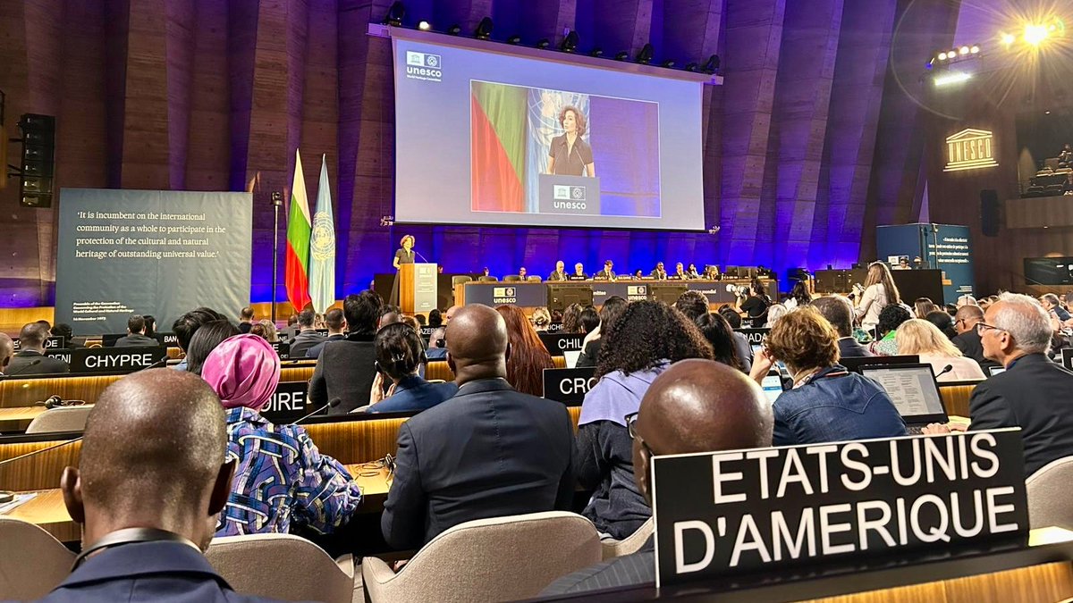 USUNESCO's tweet image. At the 47th @UNESCO World Heritage Committee, the 🇺🇸reaffirmed its commitment to protecting global heritage through disaster risk management and cutting-edge technologies like AI to help heritage professionals safeguard our global legacy.
#WorldHeritage #47WHC #1972Convention