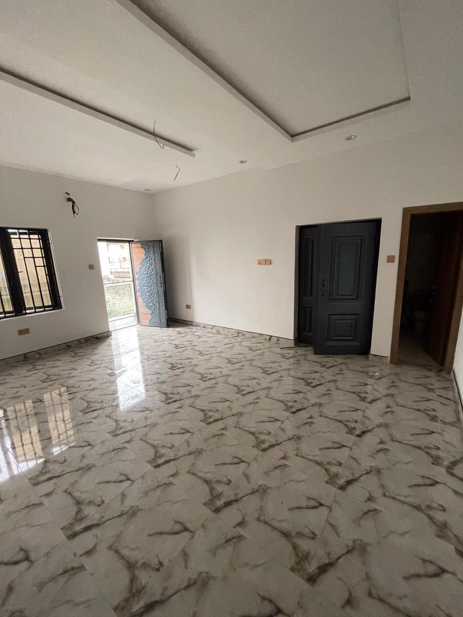 Crayjoe_'s tweet image. 2 BEDROOM APARTMENT: N110M PER UNIT
3 BEDROOM APARTMENT: N120M PER UNIT
LOCATION: SURULERE
FEATURES:
Spacious rooms
Ample car space
Fitted kitchen
Gated compound
Serene environment
All rooms en-suite
Security lights.
