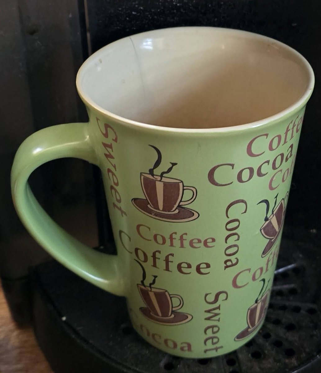 BryanM07091272's tweet image. Quote with #mugshot ☕️