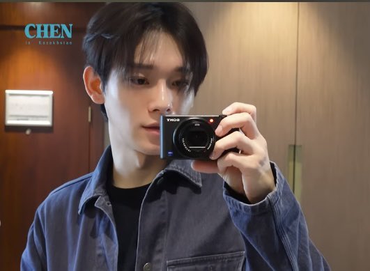 u_han94's tweet photo. PRETTY BOY  💙💙💙💙💙💙 https://t.co/NaxfLgpj1B