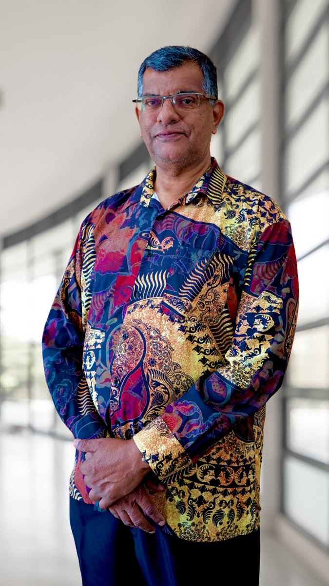 yayasanwp's tweet photo. Setinggi-tinggi tahniah diucapkan kepada YBrs. Dr. Abdul Basir V. Kunhimohamed atas pelantikan sebagai Ketua Pegawai Eksekutif Yayasan Wilayah Persekutuan (YWP) berkuat kuasa 1 Julai 2025. https://t.co/zL2EuCRefJ