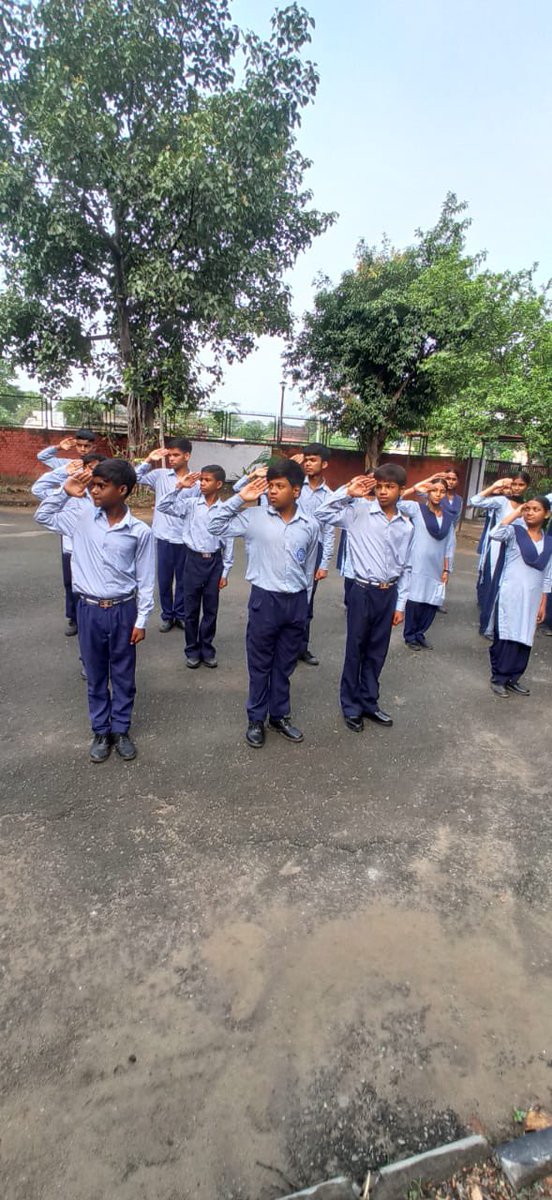 GHSHallomajara's tweet photo. "Empowering Students through SPC Training!
Police department provide SPC training to our students. This initiative aims to equip young minds with essential life skills, discipline, and community service values
#SPCTraining @SchoolEducationDepartment (Educators) https://t.co/EJlaUcP7n4