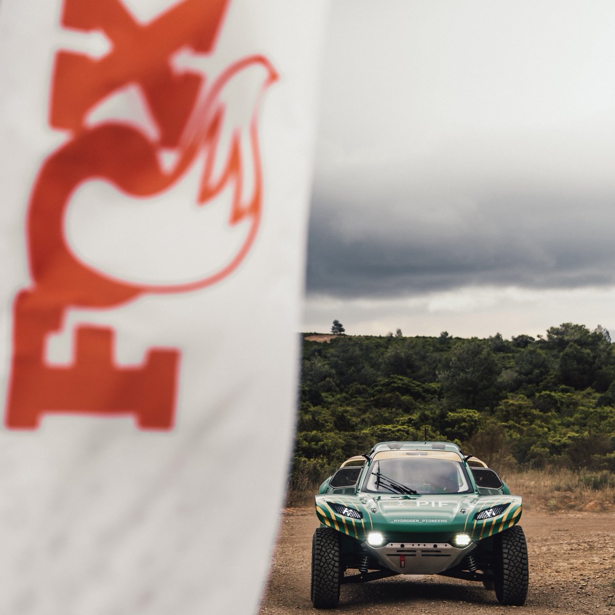 Supporting us on every terrain 💪

A warm welcome to FOX Factory, our Official Suspension Partner. Continuing from their work in Extreme E, the Pioneer 25 will feature the brand-new FOX Live Valve suspension package.