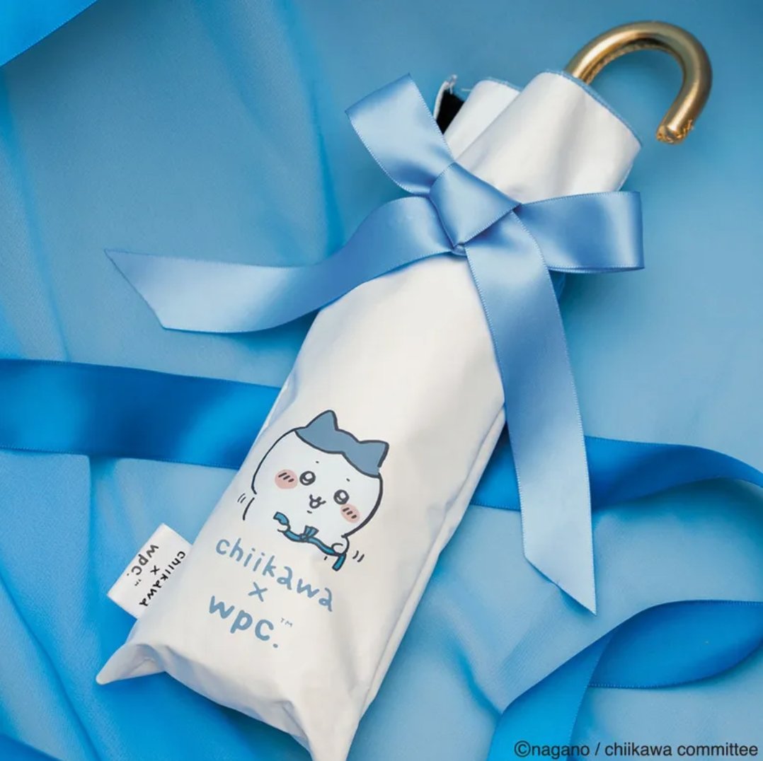 손목에 걸 수 있는 갈고리 손잡이
안감 무조건 암막천
3단으로 접혀야 함

이 모든 걸 충족하는 브랜드는
결국 wpc 뿐이었다.....