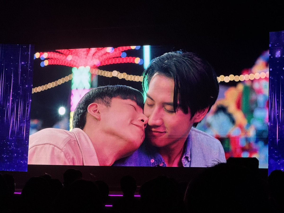 jamsai's tweet image. คุณใหญ่-พ่อจอม จะมี Special Episode รอชมค่าาา 💖

#หอมกลิ่นความรัก
#IFeelYouLingerInTheAir 
#Beyondthescreen