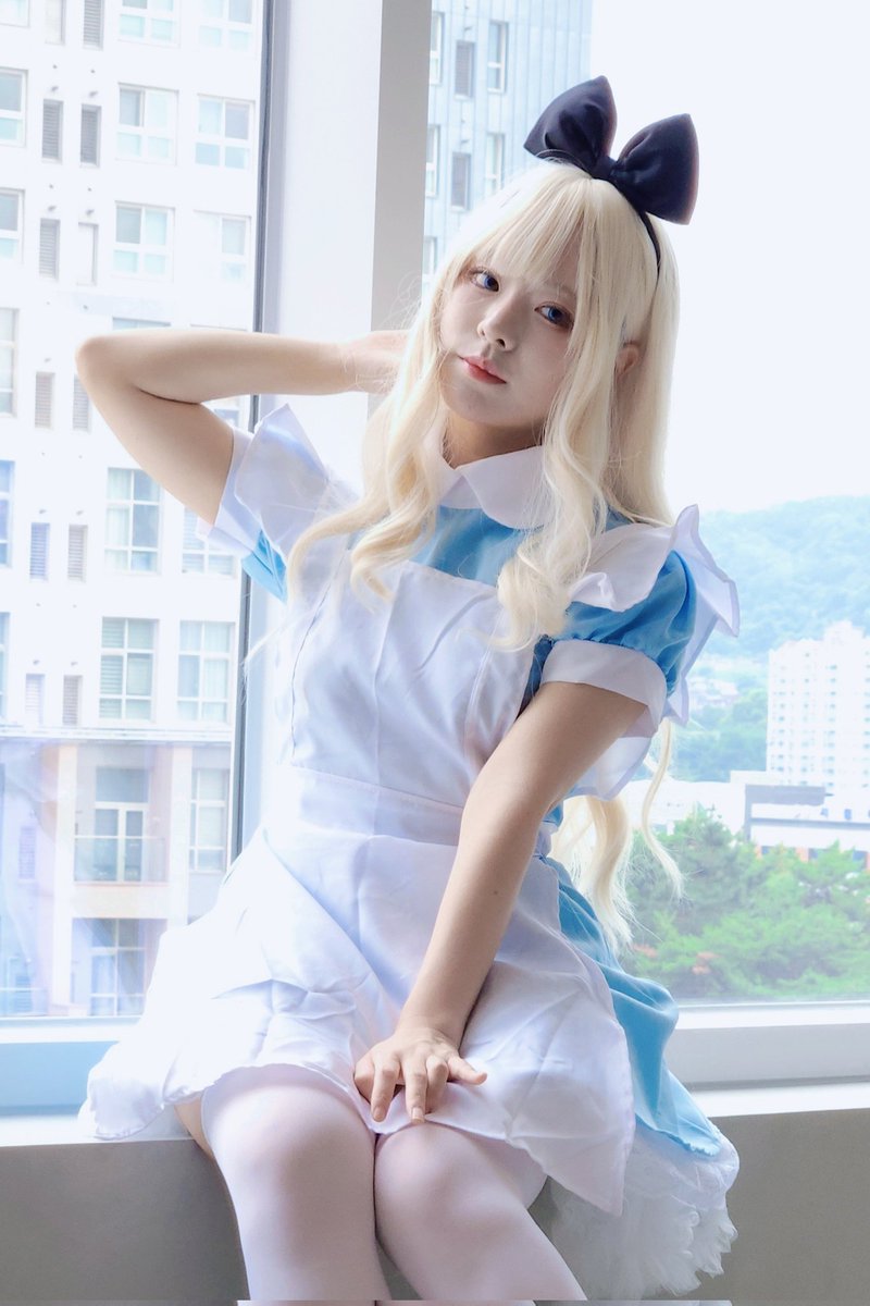 [250706] 일러스타 카페 청주
이상한 나라의 앨리스 - 앨리스
Model : <a href="/jongya_cos/">종야</a>