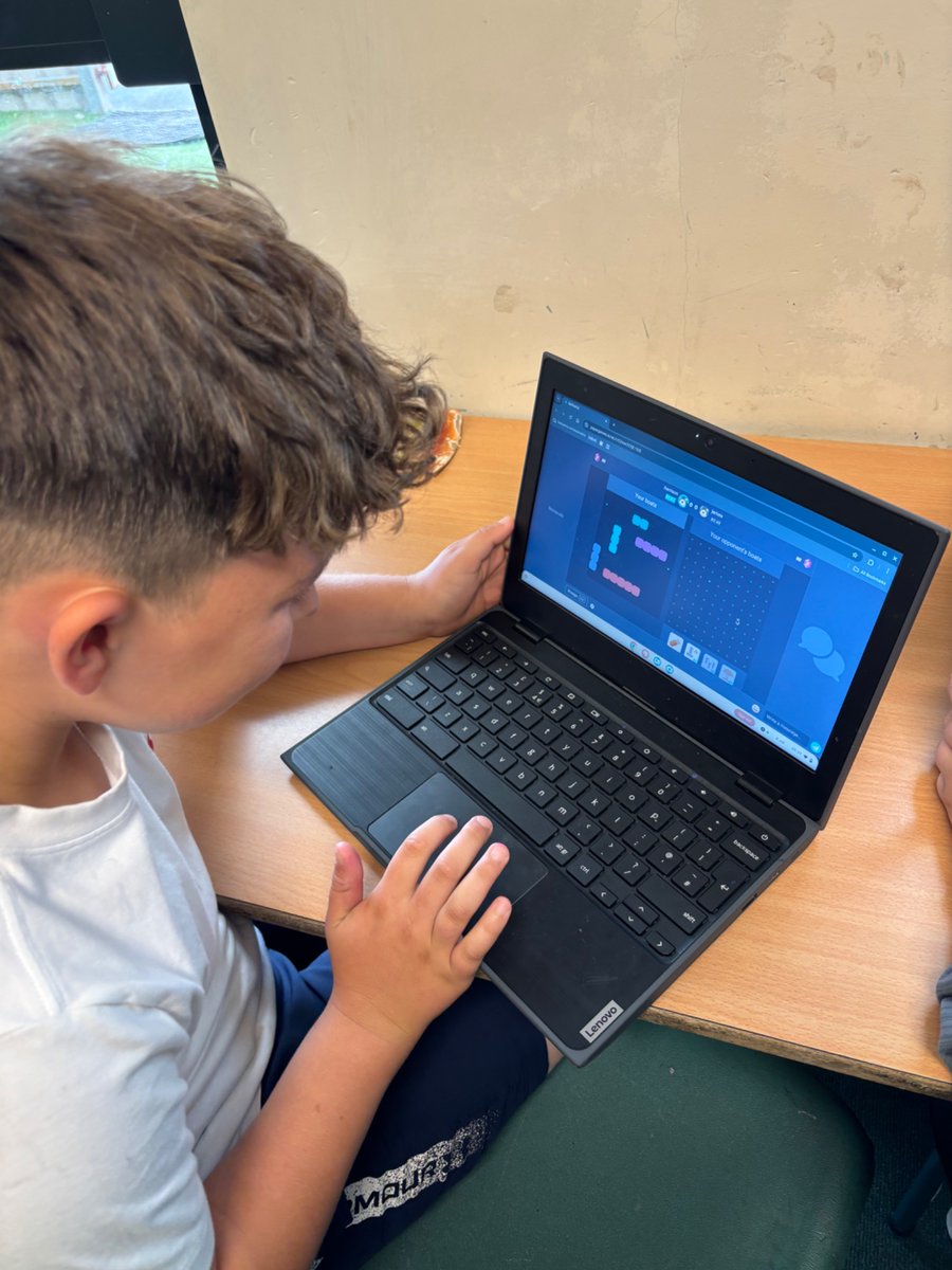 YsgolPenmorfa's tweet image. I’m our latest Maths lessons we’ve been learning how to read coordinates, which has included some fun games of battleships! #YP4J