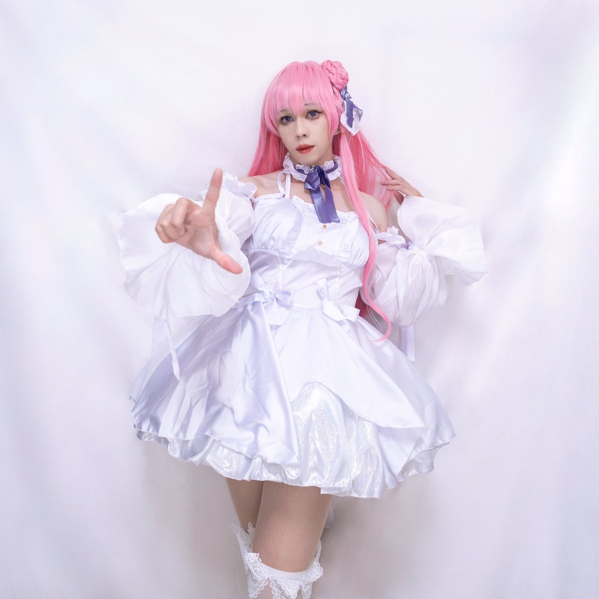 「我將帶領閣下前往樂園 」

#dorothy #NIKKE