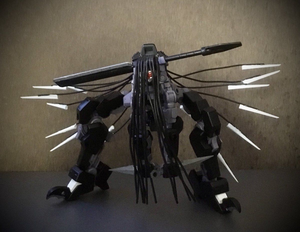 #くろーいプラモ上げまへんか
