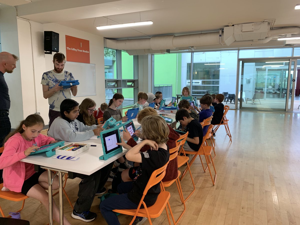 Cinemagic's tweet image. #TBT to our past Cinemagic Dublin workshops! Spend your summer learning new skills - browse and book our series of workshops today at Cinemagic.org.uk/latest-events/

#Cinemagic #Dublin #CreativityUnlocked #Summer