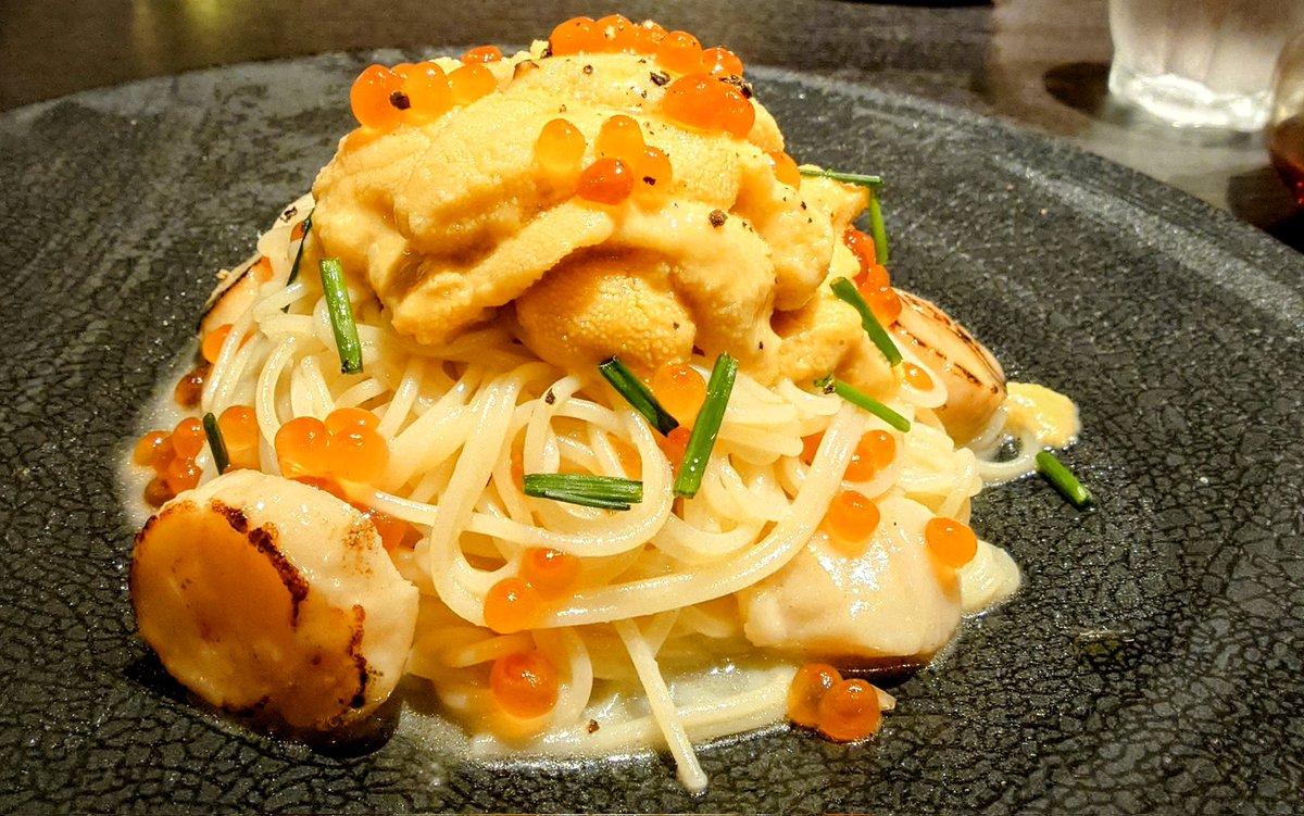 遅めの昼食✨️
明日は朝から勉強なので、気合いを入れるためにこの時期だけのウニスパプレミアムのトリプル(*´艸`)♡
んっっっま！！！🍝