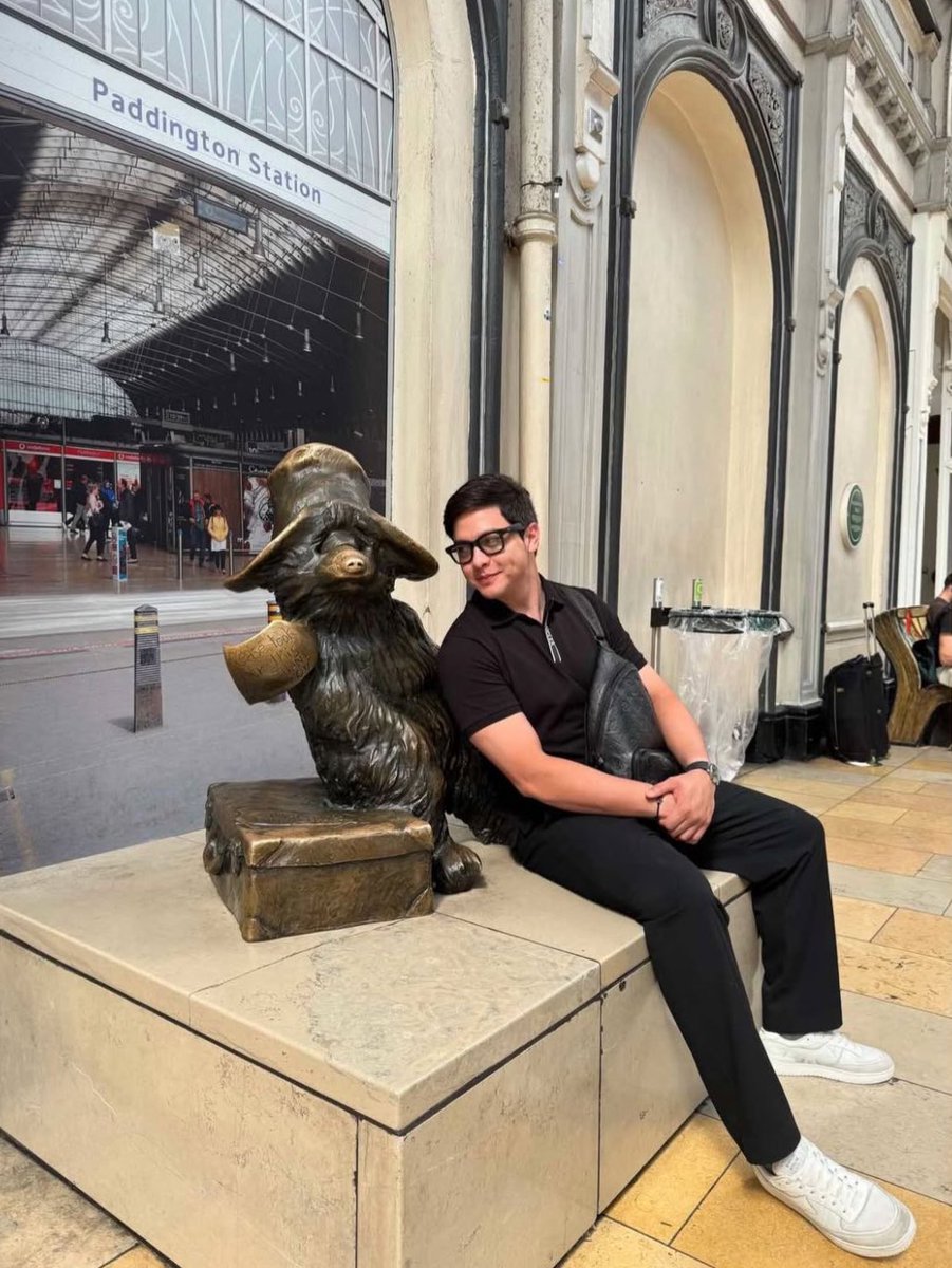 yourbaddiecapri's tweet photo. May mali ba sakin? Hayaan mo na may tama naman ako sayo. 😂😭🤧💙
Huuuyyy @aldenrichards02 😂💙
#ALDENDimplesDay 
#ALDENRichards https://t.co/rrXZjgEG97