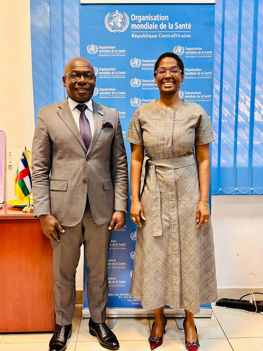 OMS Centrafrique (@omscentrafrique) on Twitter photo Une coordination renforcée & des efforts mutualisés : voilà ce que peut offrir une collaboration stratégique entre <a href="/WHO/">World Health Organization (WHO)</a> & <a href="/UNICEF/">UNICEF</a> en #RCA 🇨🇫.
Cette ambition a été au cœur des échanges entre les Représentants, Dr <a href="/MR_Belizaire/">Marie Roseline Darnycka Bélizaire</a> & <a href="/Felix_Ackebo/">Felix Ackebo</a>.
#PartenariatStratégique #Leadership Une coordination renforcée & des efforts mutualisés : voilà ce que peut offrir une collaboration stratégique entre <a href="/WHO/">World Health Organization (WHO)</a> & <a href="/UNICEF/">UNICEF</a> en #RCA 🇨🇫.
Cette ambition a été au cœur des échanges entre les Représentants, Dr <a href="/MR_Belizaire/">Marie Roseline Darnycka Bélizaire</a> & <a href="/Felix_Ackebo/">Felix Ackebo</a>.
#PartenariatStratégique #Leadership