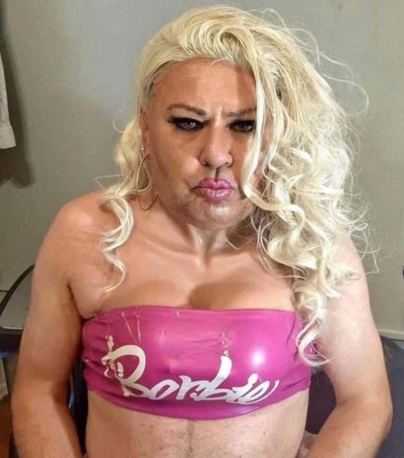 Ich finde, jeder Tweet mit dem Wort „Transfrau“ sollte illustriert sein.