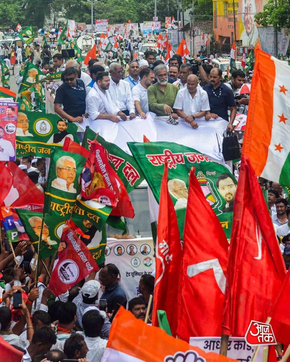 The cruel reality that forces millions to migrate outside Bihar now makes them 'outsiders' as voters. Even as homes built by migrant Bihari workers are being bulldozed in Delhi, electoral roll being prepared in Bihar will evict them in their own states: <a href="/Dipankar_cpiml/">Dipankar</a> #votebandi