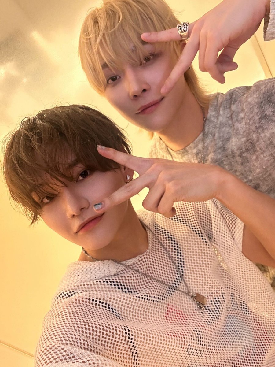 gakuaoen's tweet image. Happy birthday, @yisyangwang! You are always be the kind brother for me. 🐯🐱