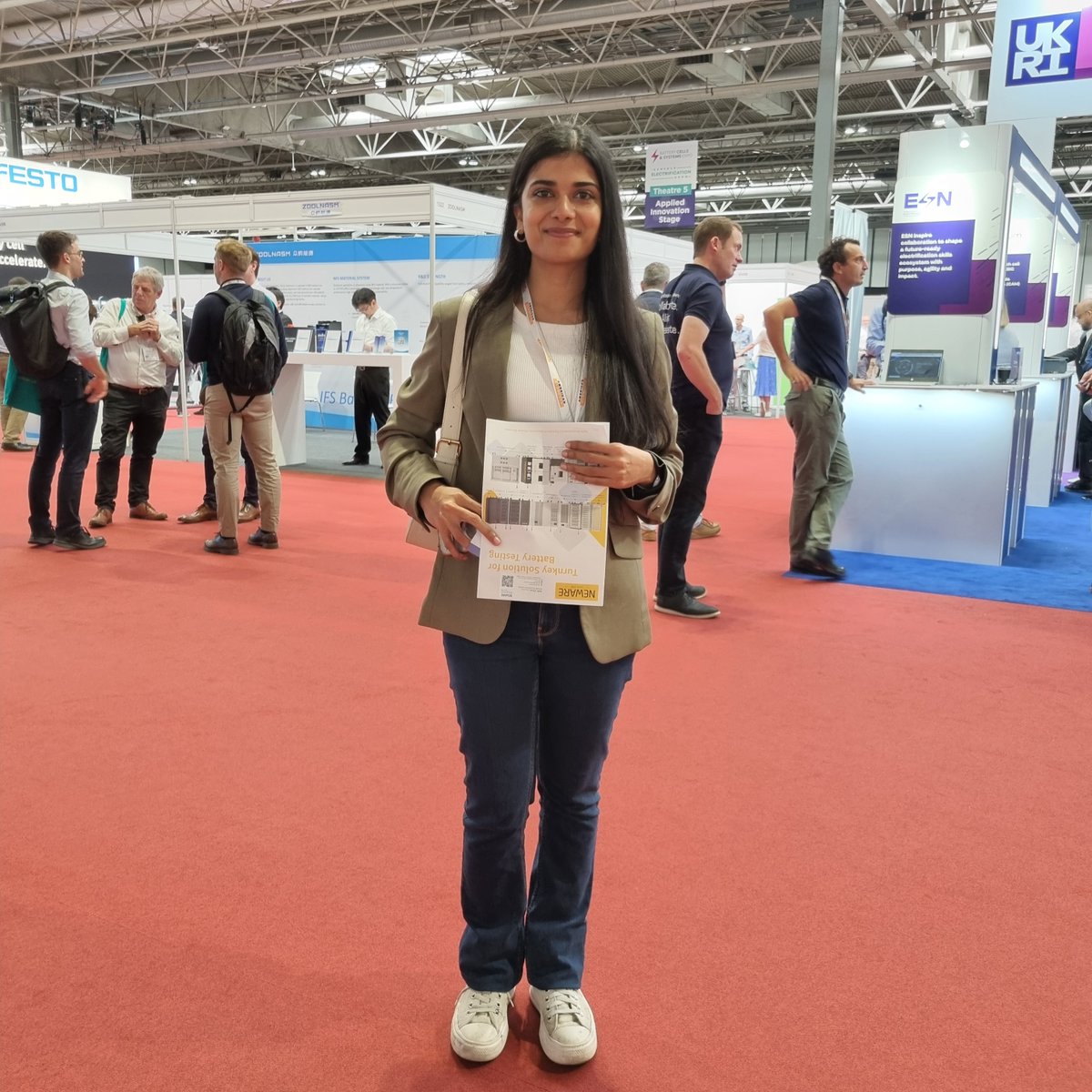 TranslateEnergy's tweet image. Rupa & Abhisweta have arrived at @MaterialsShow 🎉
Excited to share TRANSLATE’s breakthroughs in #EnergyStorage and connect with fellow innovators.
📍Come say a hi and grab our brand-new factsheet—or view it online:
🔗 translate-energy.eu/wp-content/upl…
#TRANSLATE #ACS25 #AMS25 #WasteHeat