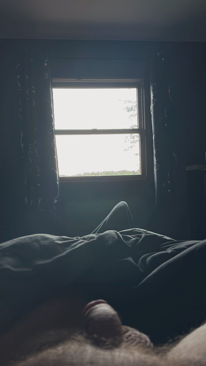 I’ve got an awesome view of the Wisconsin sunrise out of my rentals window. Can’t wait to be home in Florida with <a href="/Thicctop90/">thicctop PV Bear Week 1/25-2-1</a> for even better views! #chubwithachub #chub #chaser #chubforchaser #bear #hairycocks #HairyDaddies #Chubby