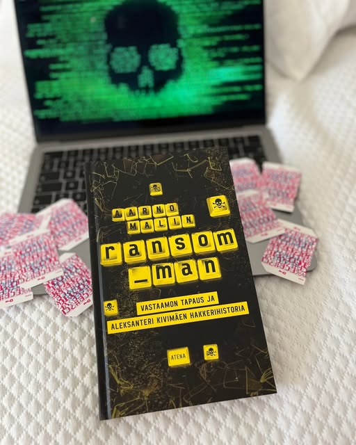 💀 Tätä en kertonut kirjassani #RansomMan 💀

Osa 2

Kun Aleksanteri Kivimäki oli 15-vuotias, eräs opettaja oli hänen kanssaan paljon tekemisissä. Sen tarkemmin en voi opettajaa kuvailla hänen omasta pyynnöstään. Opettaja sanoi minulle Kivimäestä seuraavaa:

"Hän ei millään