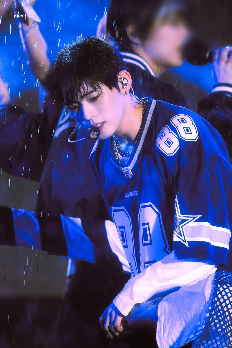 plus1_hj's tweet photo. 250613 MyK FESTA in 여수

☔️💦

#온앤오프 #ONF #효진 #HYOJIN
#김효진 #플러스효진 @WM_ONOFF https://t.co/3vhvKdMKYm