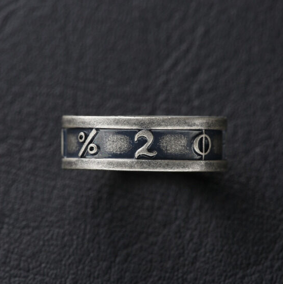 ✝️예약시작✝️
25년 10월 발매

#사카모토데이즈 #SAKAMOTODAYS 
나구모 타투 링 (재판)
* PB 수주한정 

내가 좋아하는 최애 캐릭터를 GET!

사이즈 : 11호 / 15호 / 21호

🖤 문의 > pf.kakao.com/_zllsxj

#아이템레오 #애니굿즈샵 #피규어샵 #가챠샵 #국전 #사카데이 #나구모 #나구모타투