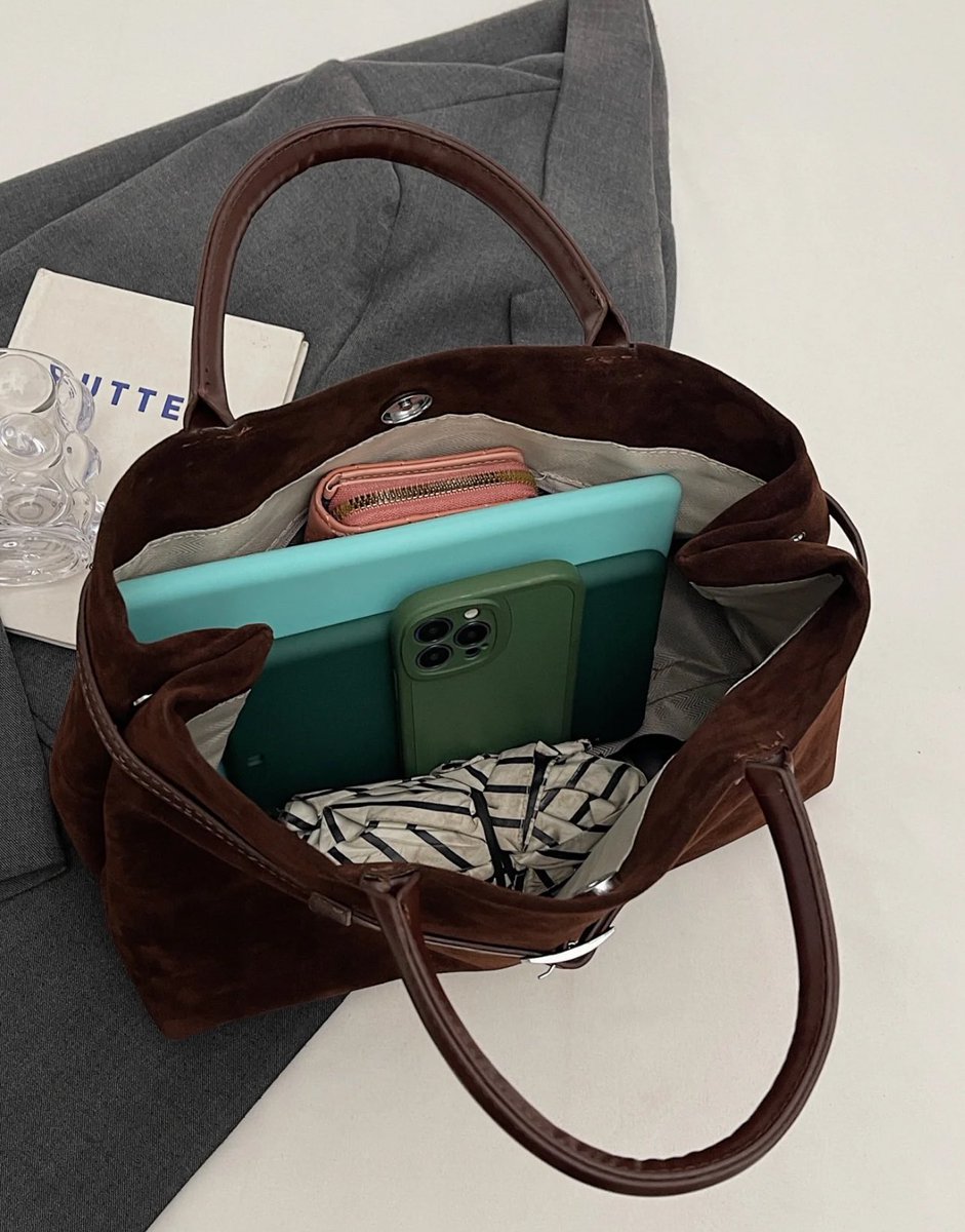 - แถมสายสะพานยาวให้นะคะ
- งานหนังกลับสีสวยทั้งสองสีเลย
- ได้ราคา 265 แค่รอบเดียวเด้อ😭😭