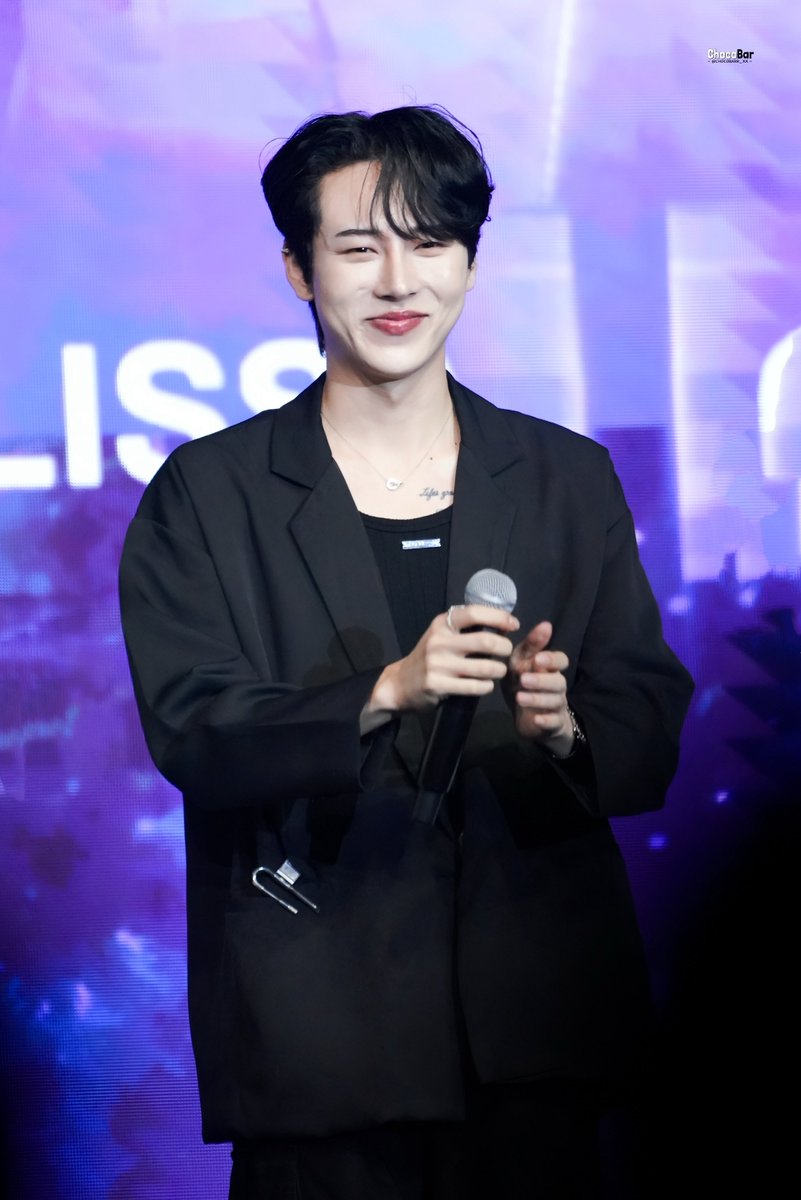 ChocoBarr_xx's tweet photo. 250709 😆

#InsightEnt2025 
#이정현 #정현 #JUNGHYUN #KOHI https://t.co/kh0IXy7tVF