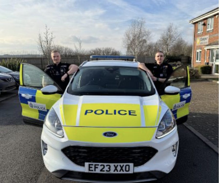 A pair of heroic <a href="/warkspolice/">Warwickshire Police</a>  officers who risked their lives to save a trapped driver from a burning car have been nominated for the National #PoliceBravery Awards 2025.
orlo.uk/vLESM
