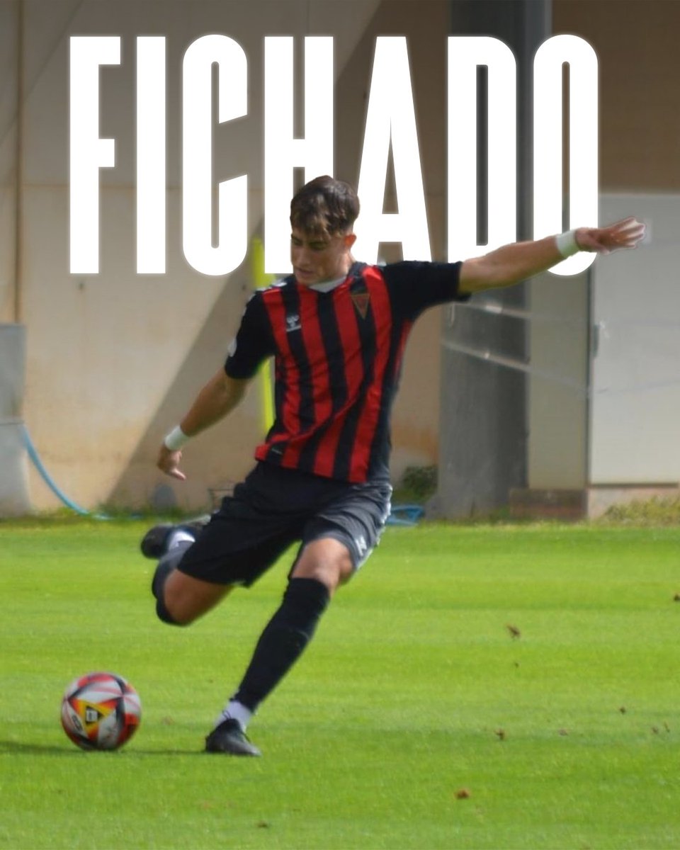 C.D. Guadalajara - Cantera (@cdg_cantera) on Twitter photo FICHAJE | C.D. Guadalajara Promesas
Gabino De Hago Ventura se incorpora al Promesas para reforzar el equipo de cara a la temporada 2025/26.
Central de 22 años con experiencia, comenzó la pasada campaña en la A.D. Torrejón de Ardoz y disputó el segundo tramo en el ACI San Antonio. FICHAJE | C.D. Guadalajara Promesas
Gabino De Hago Ventura se incorpora al Promesas para reforzar el equipo de cara a la temporada 2025/26.
Central de 22 años con experiencia, comenzó la pasada campaña en la A.D. Torrejón de Ardoz y disputó el segundo tramo en el ACI San Antonio.