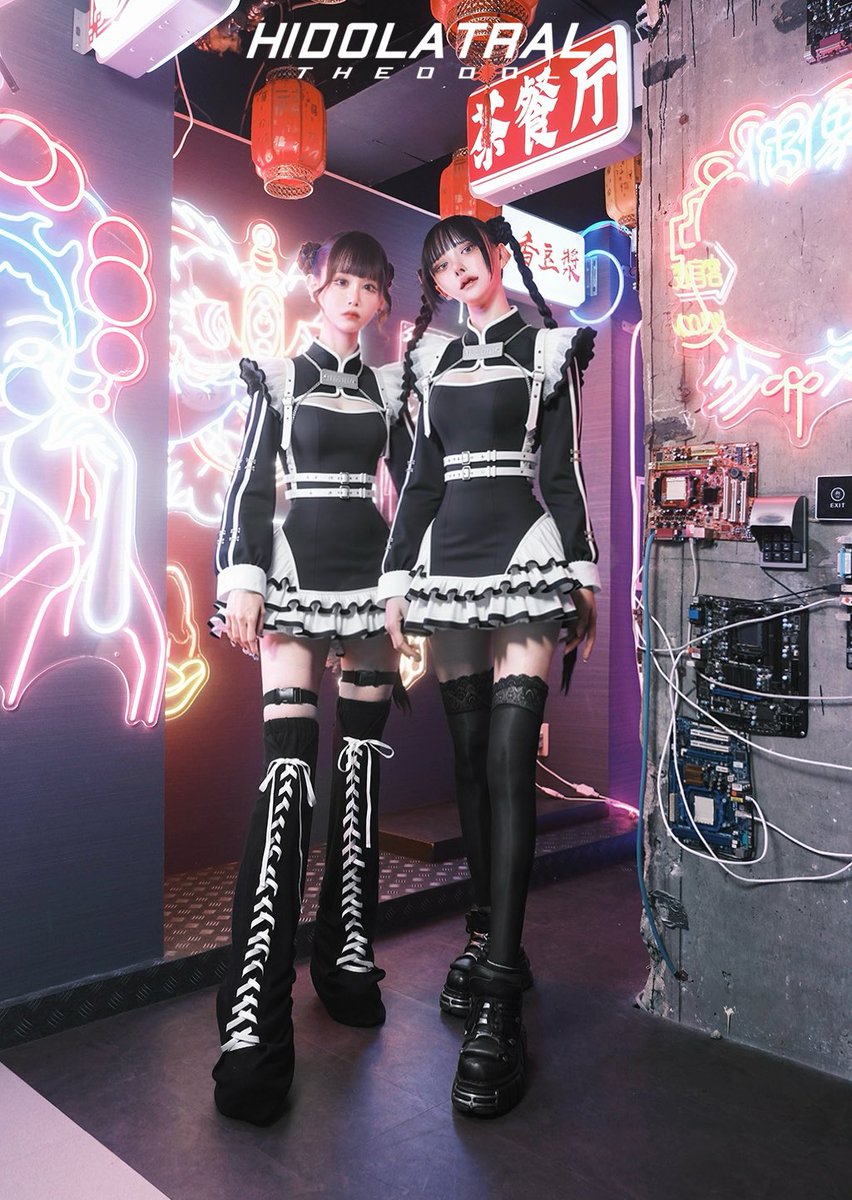 HIDOLATRAL THEODOL 新品 3点 HIDOLATRAL THEODOL(イドラタール テオドール) | HIDOLATRAL