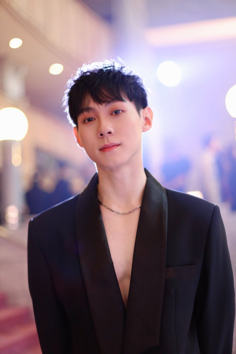 ProgoldPlus's tweet photo. ทีมนักแสดงจาก Progold Plus Entertainer นำโดย “วอน - ฟอร์ด - ชิ้น - ปัน” ร่วมเฉิดฉายในงาน Thailand Y Content Awards 2024 ✨🏆
เมื่อวันที่ 8 กรกฎาคม 2568 ที่ผ่านมา
#progoldplus
#Yawards2024 #TBLC #สมาคมส่งเสริมคอนเทนต์วายไทย #ไทยแลนด์วายคอนเทนต์อวอร์ดส์2024 https://t.co/JKhnyo0jsS