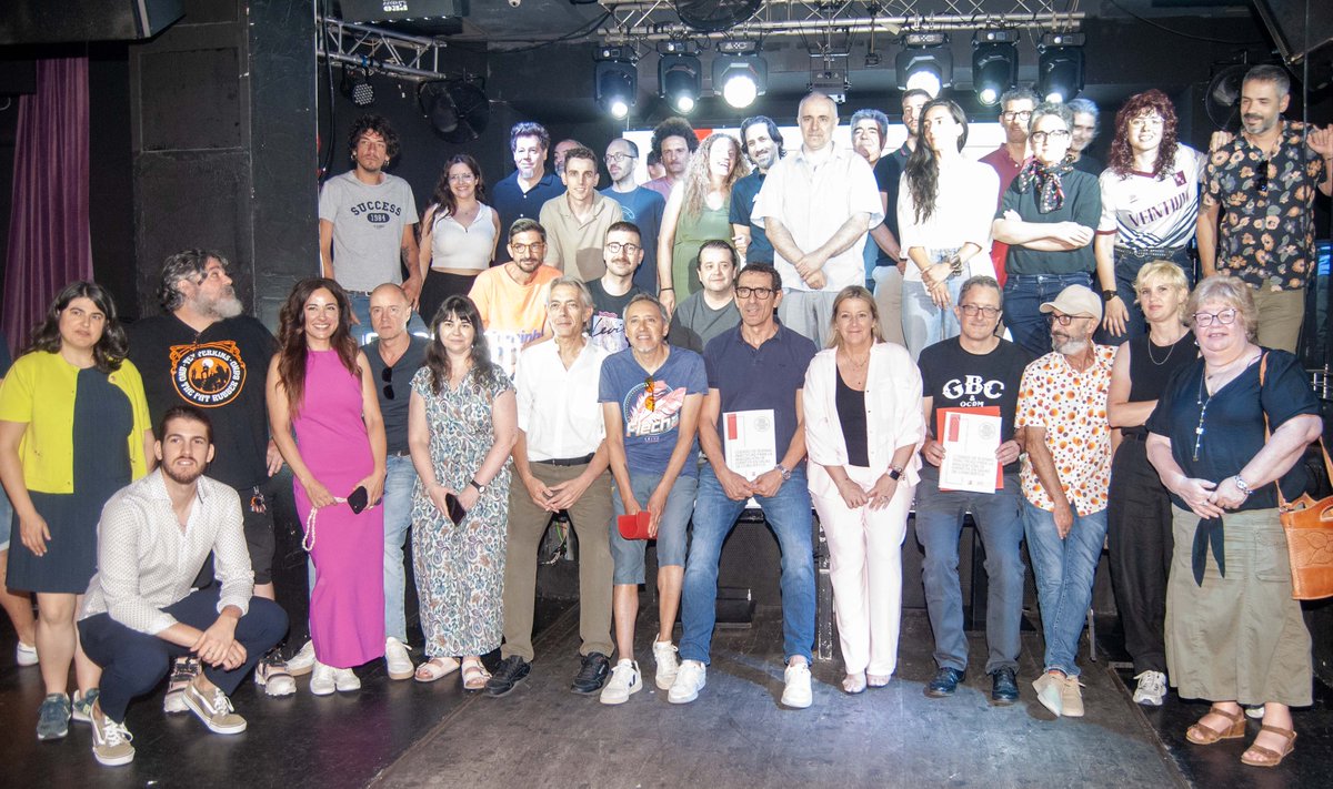 ACCES, A.R.T.E. Y APM FIRMAN ACUERDO DE BUENAS PRÁCTICAS arte-asoc.es/acces-a-r-t-e-… <a href="/apmusicales/">APM</a> <a href="/Salasconciertos/">Salas de Conciertos</a>