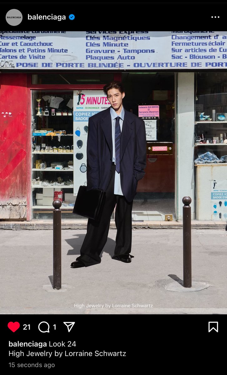 skyisblueforyou's tweet photo. Look 24 🩶

GBA PP KRIT BALENCIAGA #Balenciaga54thCouturexPPKRIT https://t.co/hCdKKR2KAw