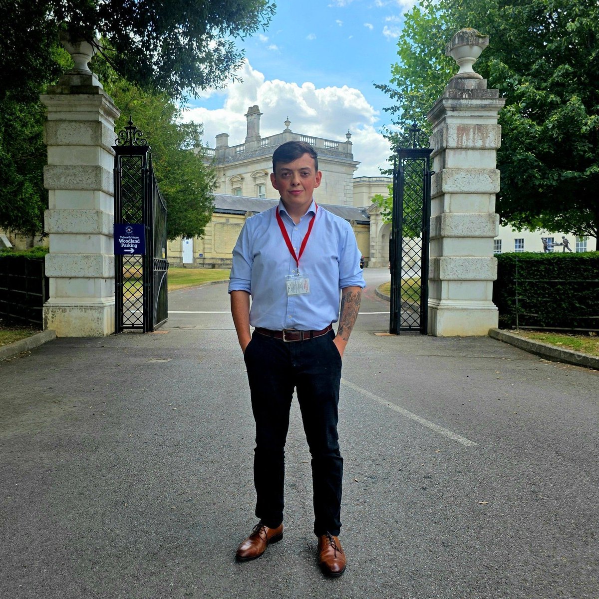 EntrainSpace's tweet image. Cracking weather made it even better to be back at #TedworthHouse Personnel Recovery Centre last week for their second Supporting Agencies Event of 2025. Sunshine, solid conversations, and another productive day connecting with future service leavers, Welfare Officers, and…