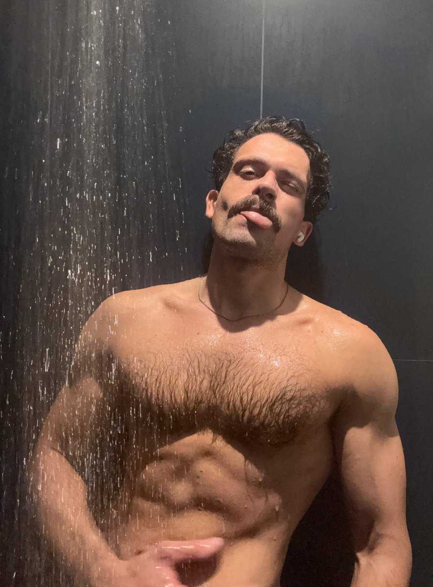 Athan (@plusonetweeter) on Twitter photo 